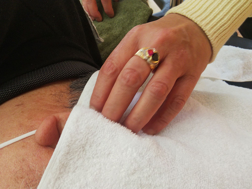 リンパに沿って疲労物質を流します